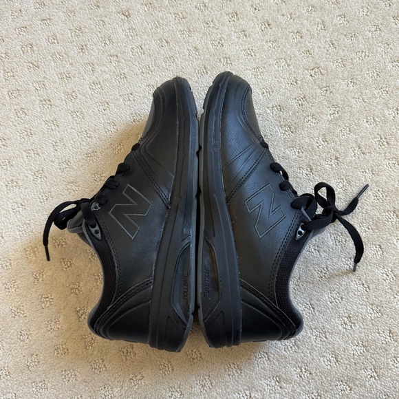 New Balance WW 813 black athletic walking shoes
Size US7 women’s - Picture 3 of 6